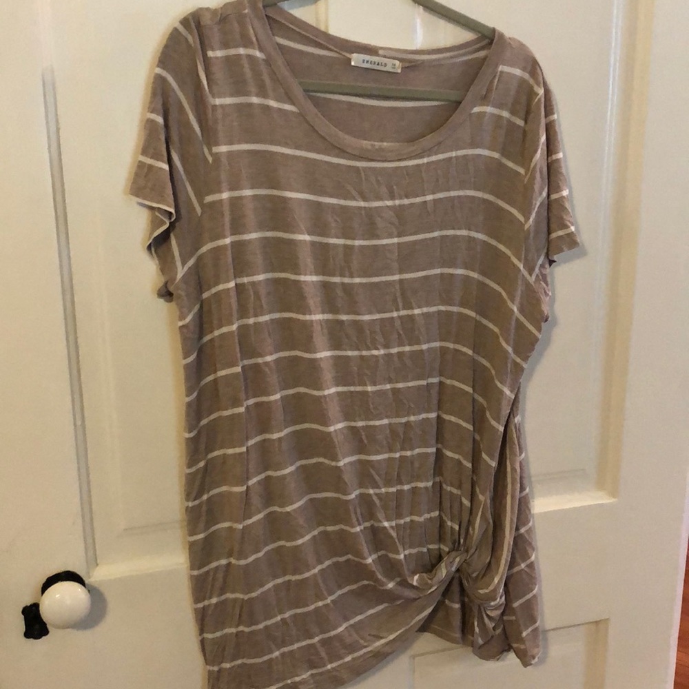 Boutique Khaki/white tie front blouse